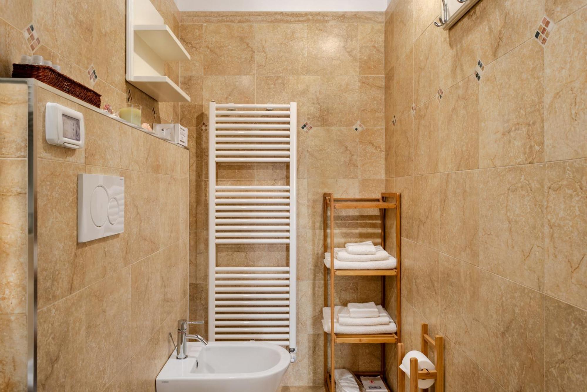 גאליפולי Palazzo De Tomasi B&B מראה חיצוני תמונה