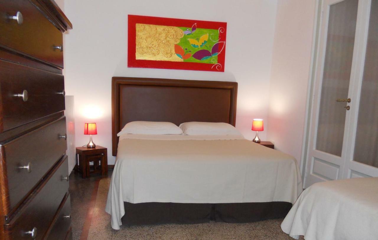 גאליפולי Palazzo De Tomasi B&B מראה חיצוני תמונה