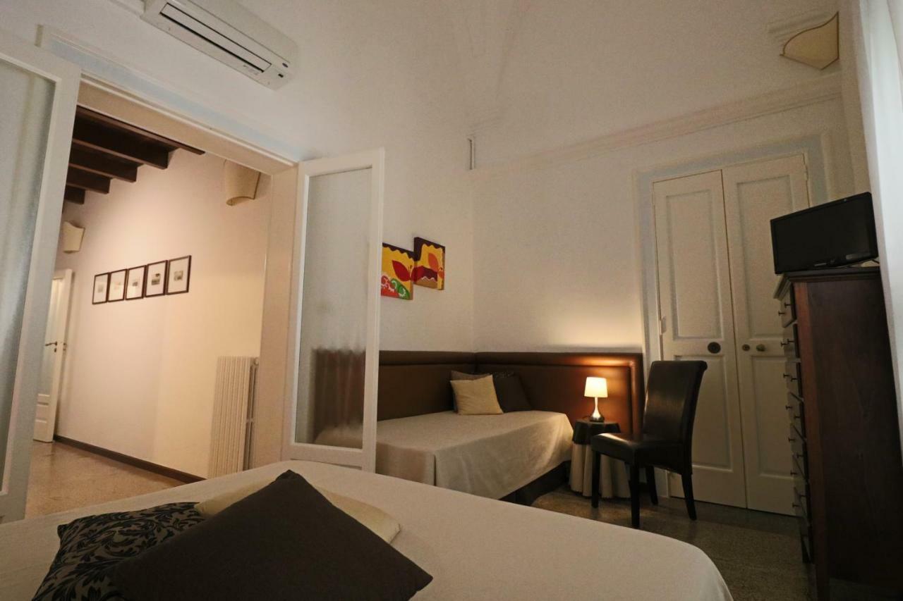 גאליפולי Palazzo De Tomasi B&B מראה חיצוני תמונה