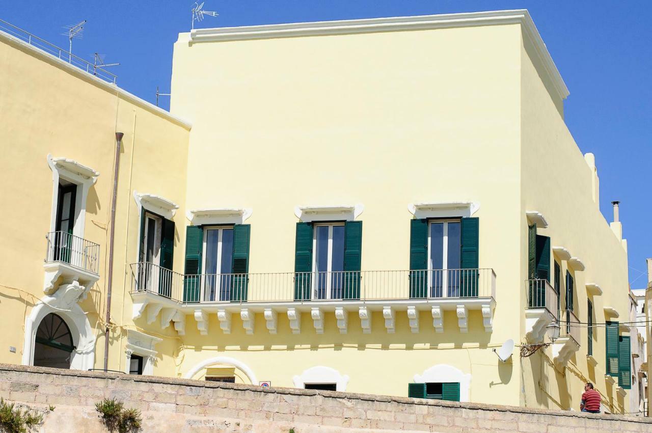גאליפולי Palazzo De Tomasi B&B מראה חיצוני תמונה